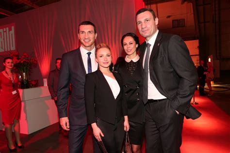 Hayden Panettiere Out With Wladimir Klitschko's Family 2015 | POPSUGAR Celebrity