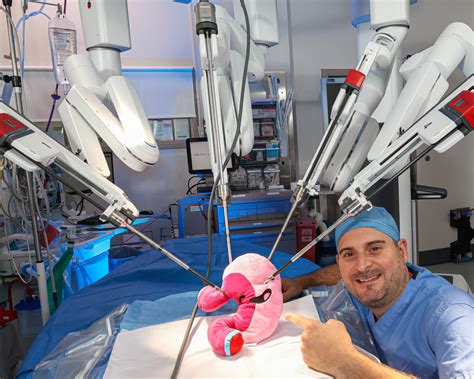 Da Vinci Robot | Dr Rekkas | General Robotic and Bariatric Surgery