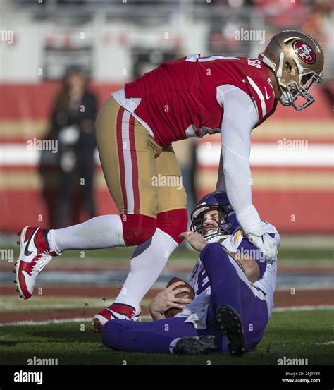 San Francisco Ers Defensive End Arik Armstead Top Saquea A