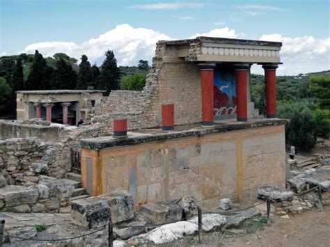 Mitochondrial Dna Study Reveals Origins Of Minoan Civilization