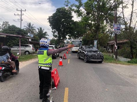 Arus Balik Lebaran Di Limapuluh Kota Padat Merayap Jpnn Sumbar