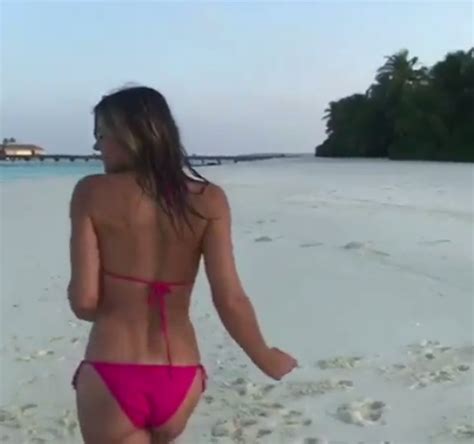 Liz Hurley Looks Sensational As She Dances In Hot Pink Bikini For Sexy Instagram Video The Sun