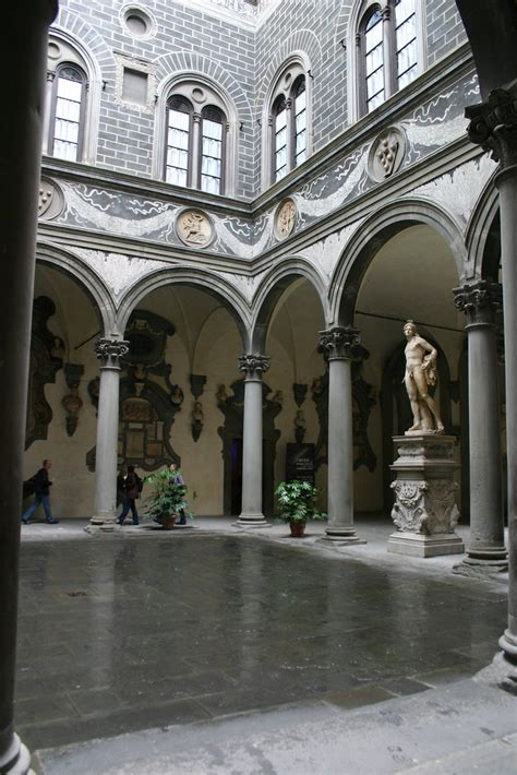 Courtyard Of The Palazzo Medici Riccardi The Palazzo Medic Flickr