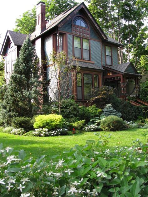 Victorian Architecture | HGTV