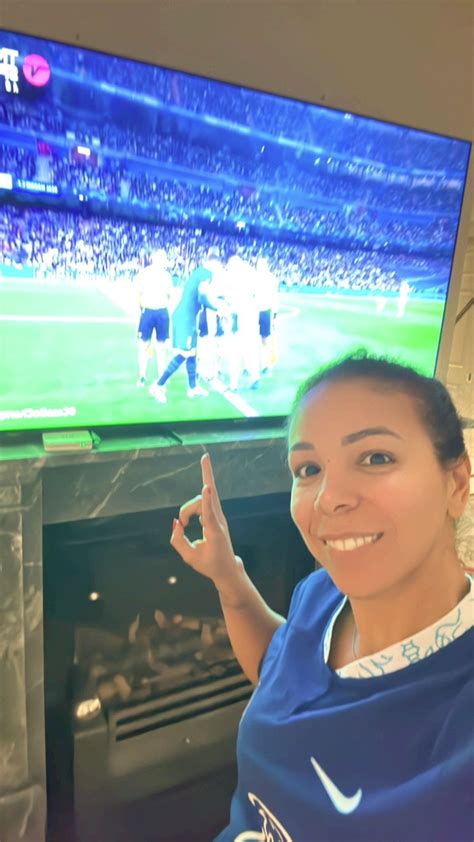 Chelsea Crisis Total En El Chelsea La Mujer De Thiago Silva Pide Abiertamente El Despido De