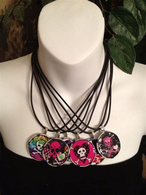 Emo necklaces by Beckyschunkystuff on Etsy | Fashion jewelry, Scene ...