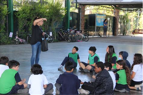 ¡planetario Móvil En El Juanita Colegio Juanita Fernández Solar