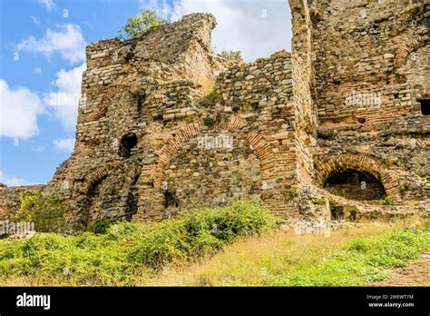 Stone Castle Interior Hi Res Stock Photography And Images Alamy