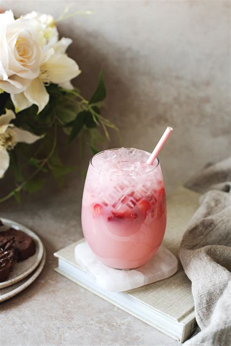 10 Soju Cocktail Recipes You Can Make Under 5 Minutes To Upgrade Your K