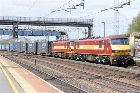 90020 And 90028 Rugeley Trent Valley Db Cargo 90020 Col Flickr