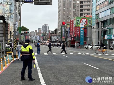 桃警持續大執法 取締車不讓人也取締行人違規