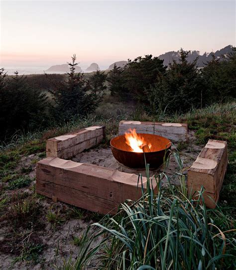 Metal Fire Pit Designs And Outdoor Setting Ideas