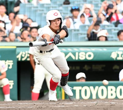 【甲子園】v候補の智弁学園、10回サヨナラスクイズで初戦突破 タイブレークで英明破る 高校野球夏の甲子園写真ニュース 日刊スポーツ