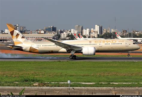 A Bna Etihad Airways Boeing Dreamliner Photo By Raihan Ahmed