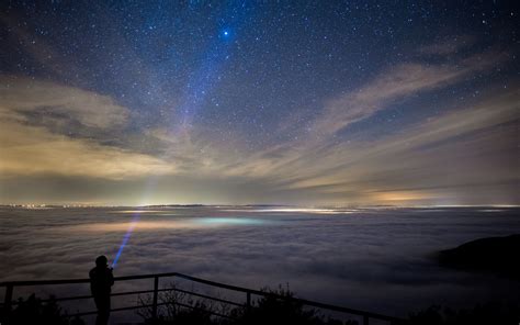 Stars horizon