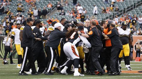 Video: Cincinnati Bengals, Pittsburgh Steelers fight before game - Sports Illustrated