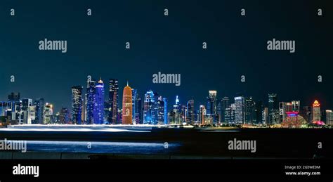 NIGHT VIEW IN DOHA QATAR Stock Photo - Alamy