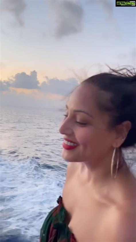 actress bipasha basu instagram   posts february  gethu