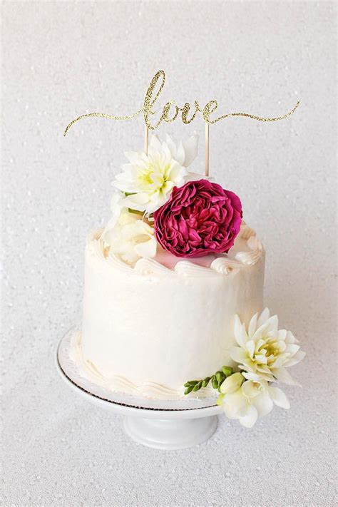 DIY Cake Topper Tutorial With Cricut Hey Wedding Lady