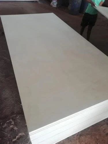 Makai Or White Borpat Faced Plywood Thickness Mm Size At Rs