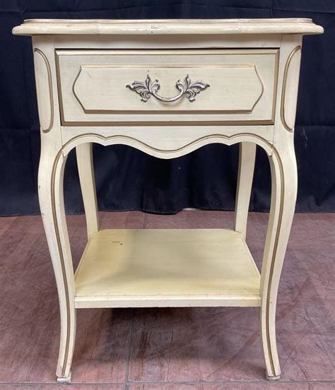 Lot Vintage French Provincial Night Stand