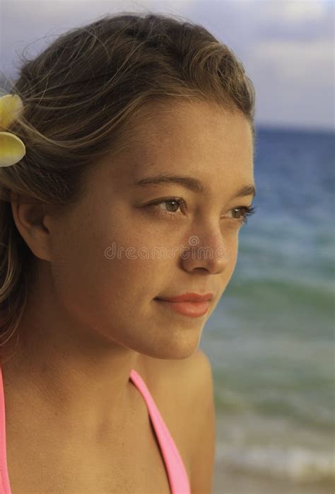 Portrait Of A Girl On A Hawaii Beach Stock Image Image Of Dawn Ocean 17719365