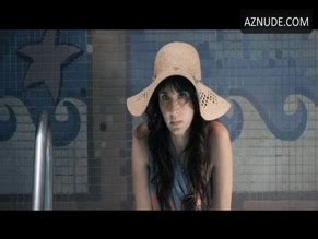 MAS NEGRO QUE LA NOCHE NUDE SCENES AZNude