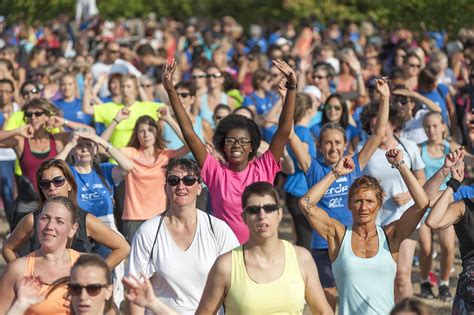 En Images Record De Participation Battu Pour La Course Des Filles De