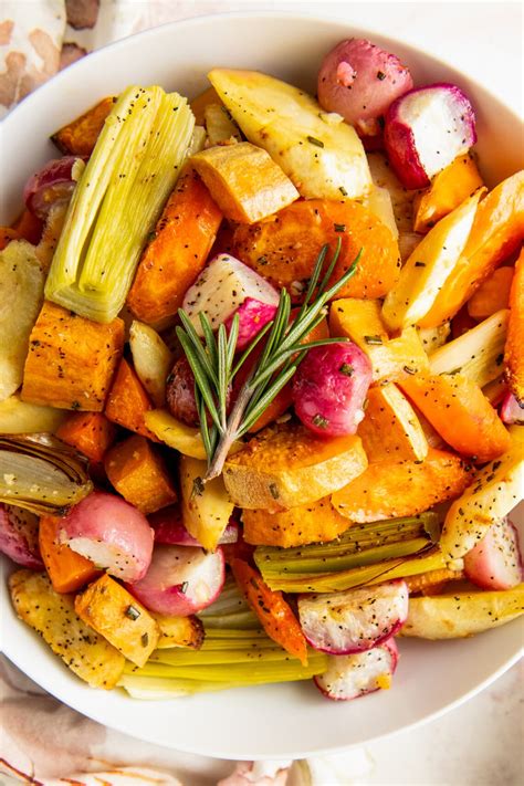 Roasted Root Vegetables Recipe | Easy Dinner Ideas