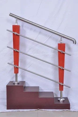 Round Polished Stainless Steel Balcony Baluster At Best Price In Rajkot