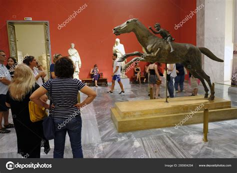 Visitors Take Guided Tour National Archaeological Museum 'Night Museums ...