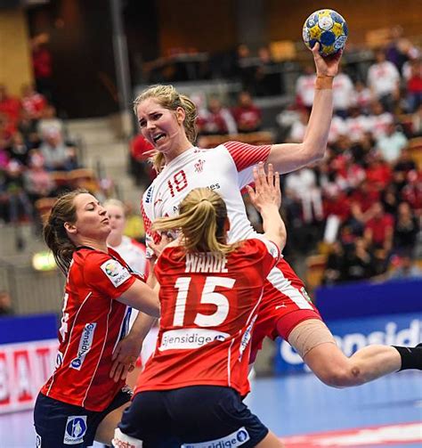 C1 V D1 Group Ii Womens European Handball Championships Sweden