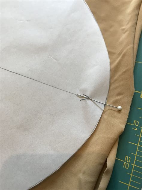 Rules To Lay Out Patterns And Cut Fabric Confidently