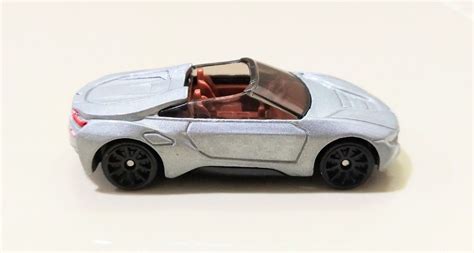Hot Wheels BMW I8 Roadster MINT With Minor Unbalanced Rear Light Factory Sticker Pls Refer To