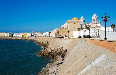 10 Top Tourist Attractions in Cadiz & Unique Excursions | PlanetWare