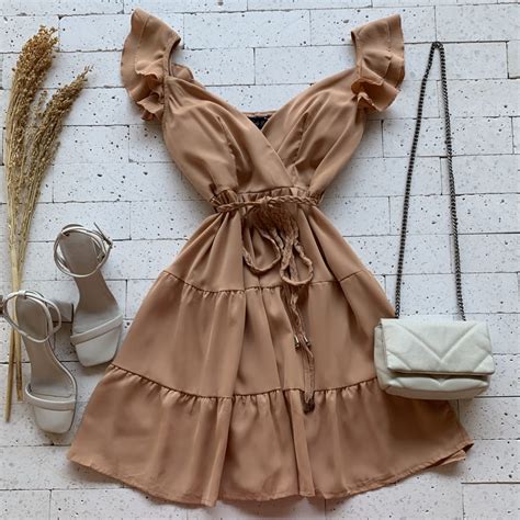 Vestido Al A Babados E Amarra O Tran Ada Nude Dondoca Moda Feminina