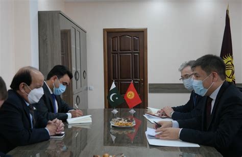 Education Minister Of Kyrgyzstan Meets With Ambassador Of Pakistan 24 Kg