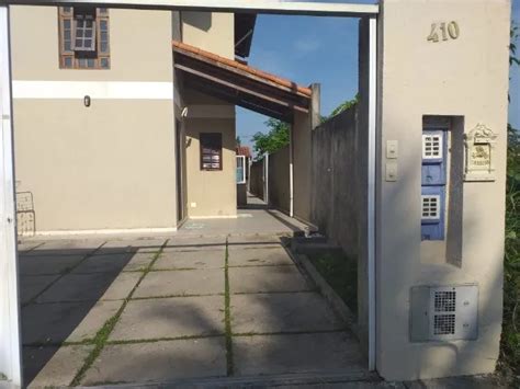 Casa na Rua Aristídes Gomes Assunção 410 Jardim Umuarama em Itanhaém