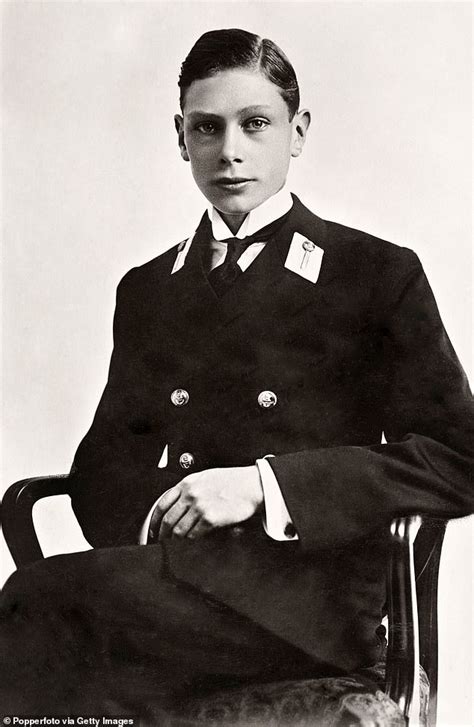 From Reluctant King To Hero Of The Blitz How George Vi Overcame
