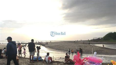 Travel Update Pantai Berawa Canggu Wisata Populer Di Bali Untuk