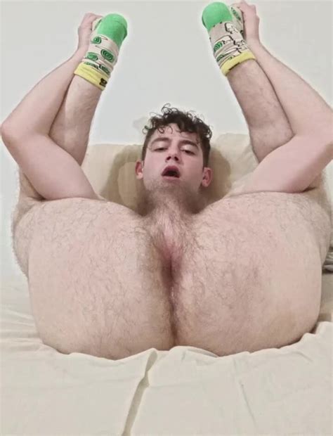 Spreading His Ass Video ThisVid