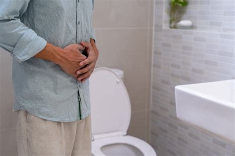 Understanding Urinary Incontinence In Older Adults Welthi Healthcare Tips And News Daily