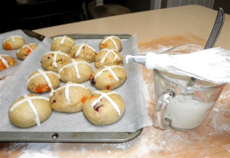 HOT CROSS BUNS Tea Toast And Travel