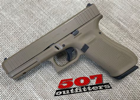 Glock 17 Gen 5 MOS FDE 507 Outfitters