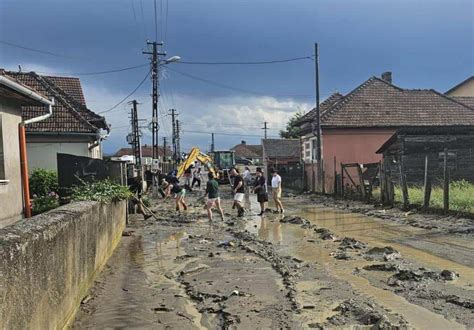 Foto Video Update Inunda Ii N Sate Din Comuna Vin U De Jos Dup