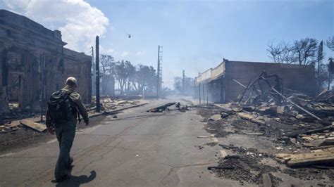 Smoke rushed in, then they ran. How local Maui residents faced the fire ...