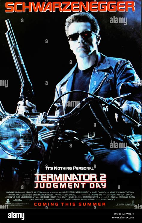 Terminator 2 Hi Res Stock Photography And Images Alamy