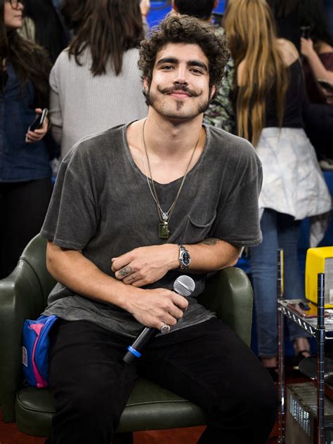 Caio Castro e Malvino Salvador viverão casal gay em nova novela da Globo Me Salte