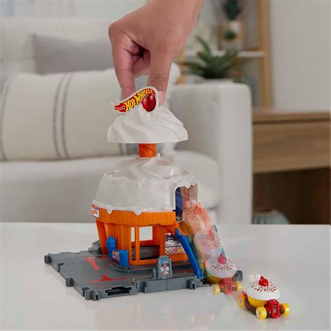 Hot Wheels City Track Set With Hot Wheels Car Track Play That Connects To Other Sets Ice