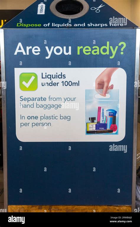 Bin for waste liquid, liquids, sharp items and sharps, displaying rules